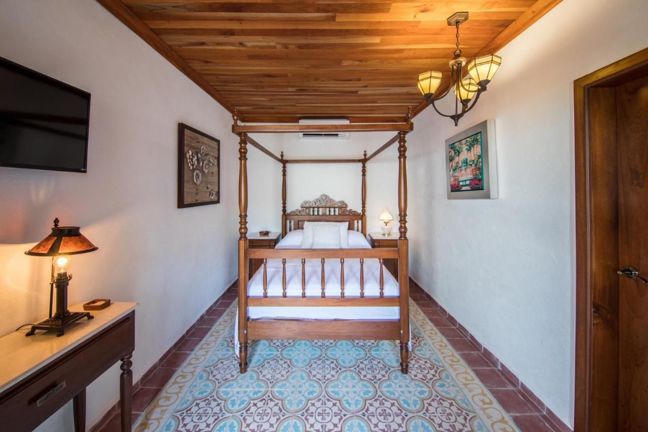 Hotel La Casa De Las Sirenas Tlacotalpan Buitenkant foto